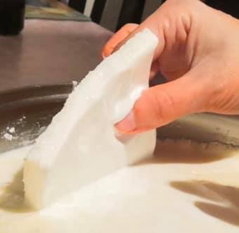 Manda sütünden ev yapımı kaymak